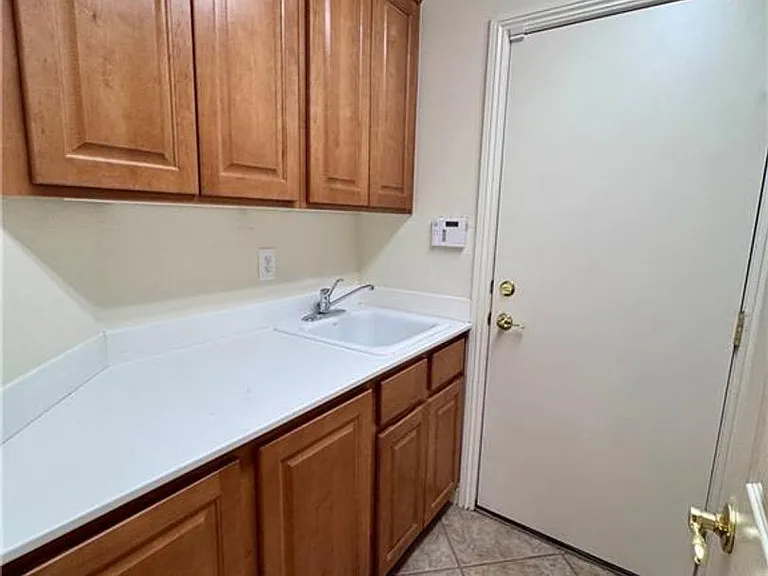 5193 Pensier St — Photo 34