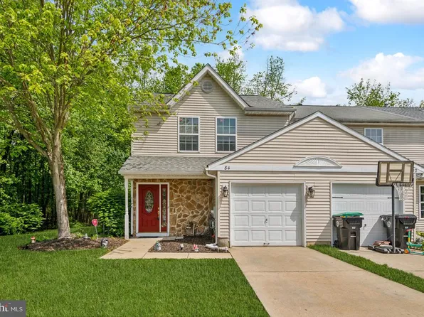 84 Highmeadows Dr, Sicklerville, NJ 08081