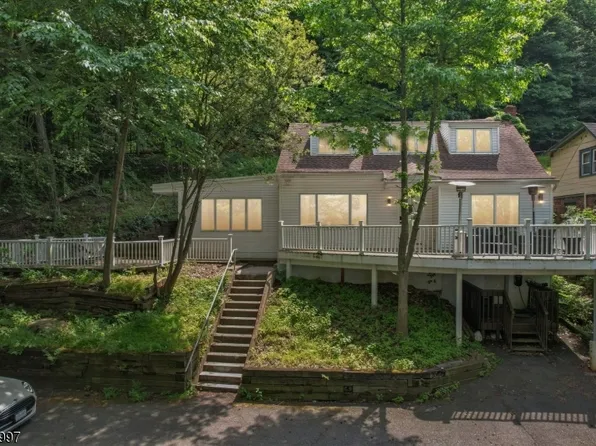 157 W Lindsley Rd, Cedar Grove Twp., NJ 07009
