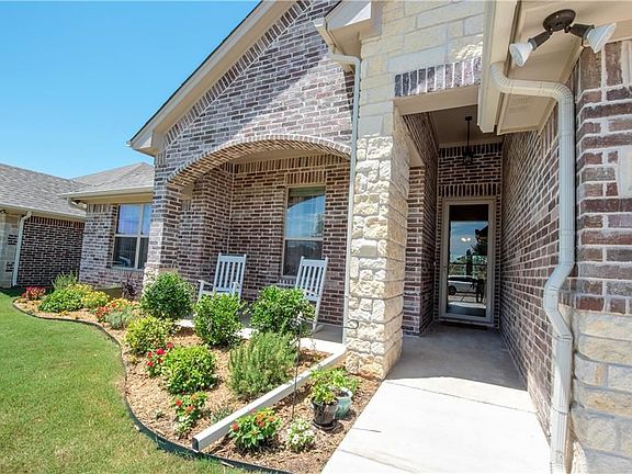 Welcoming front entry