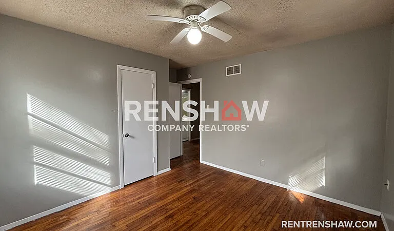 4694 McCrory Ave — Photo 10