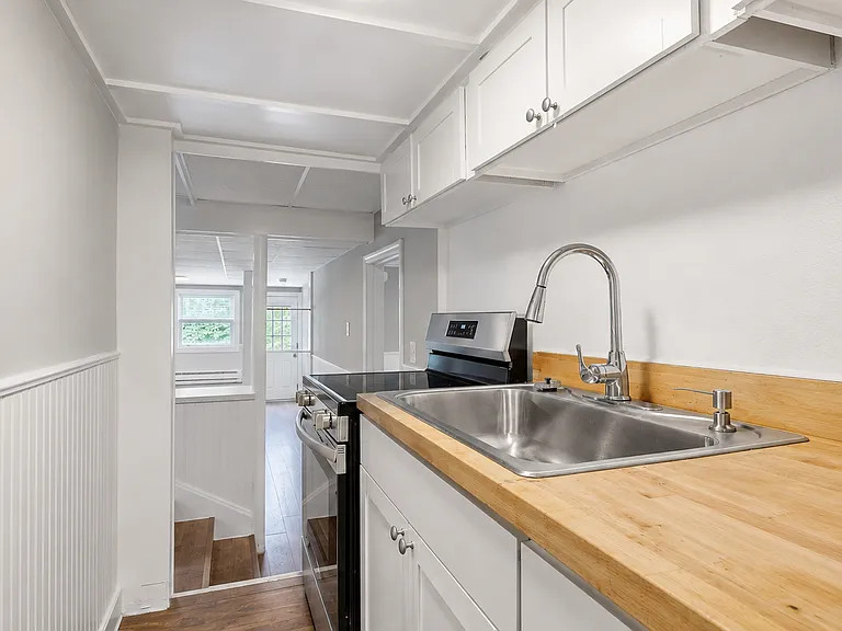 40 Court St #1 — Photo 20