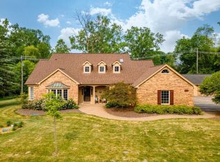 7555 N Ridge Rd, Canton, MI 48187