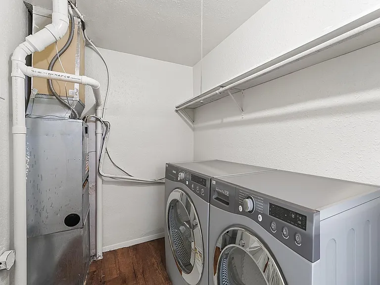 Metro Apartments At Bethalto — Photo 13