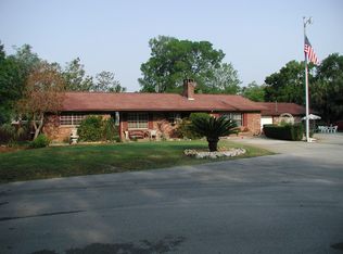 230 W Silverstone Ct, Orange City, FL 32763