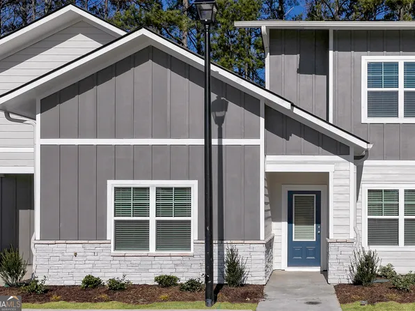 239 Rooker Dr, Lagrange, GA 30241