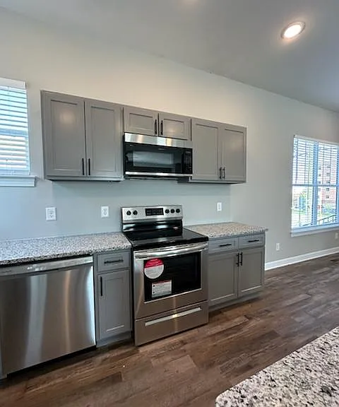 3409 Albion St — Photo 10