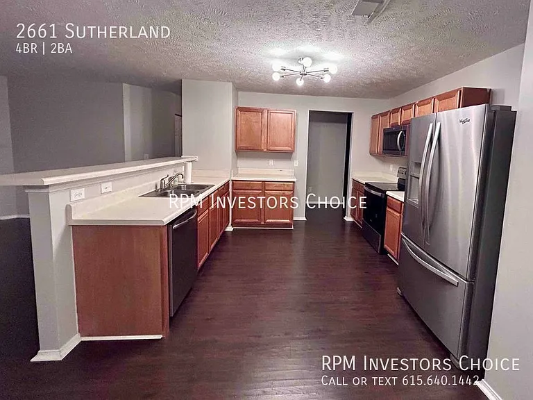 2661 Sutherland Dr — Photo 5
