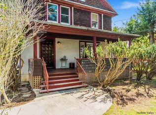 14 Library Ln, Woodstock, NY 12498