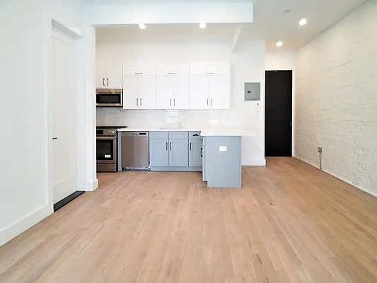Rented by Citified Realty Group LLC | media 11