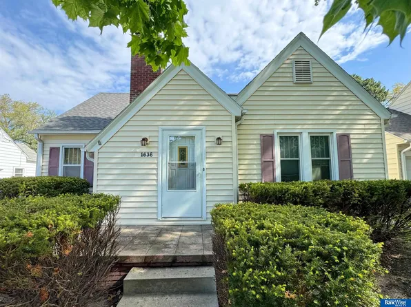 1636 Arapahoe St, Lincoln, NE 68502