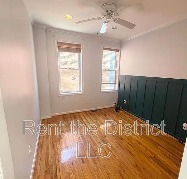 775 Kenyon St NW — Photo 12