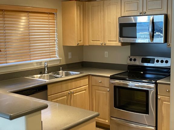 2nd image of 92-1141 Panana St APT 1404