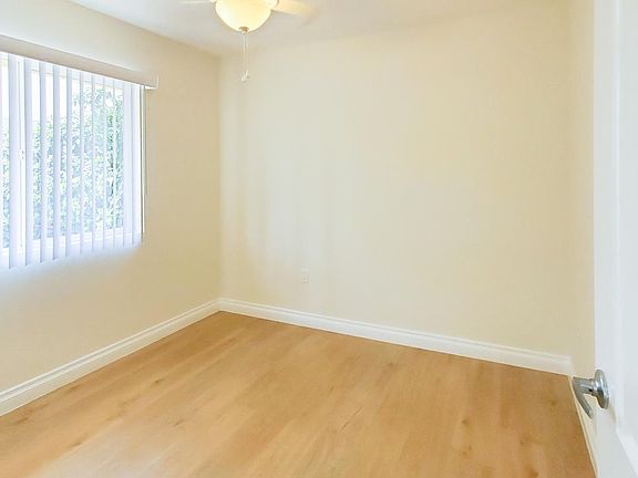 5th image of 17408 Lull St