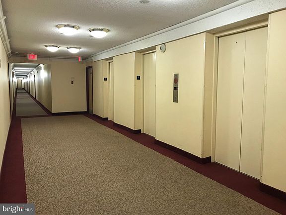 3rd image of 2311 Pimmit Dr APT 407