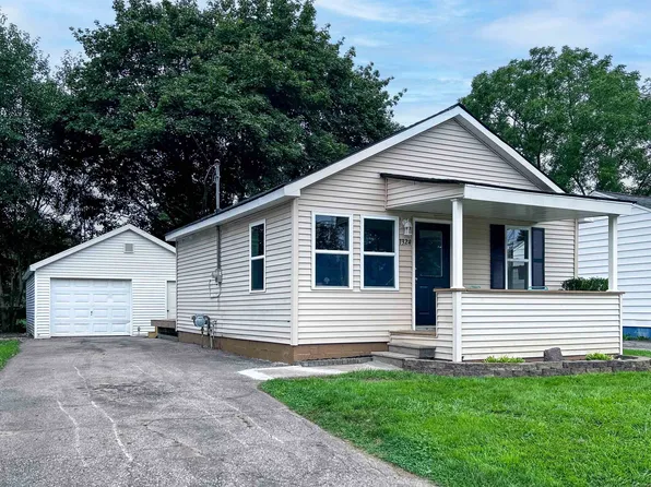 1324 Donovan St, Burton, MI 48529