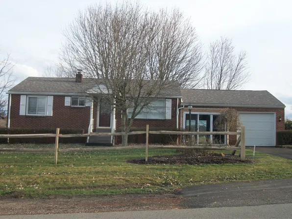 210 Maple St, Carmichaels, PA 15320