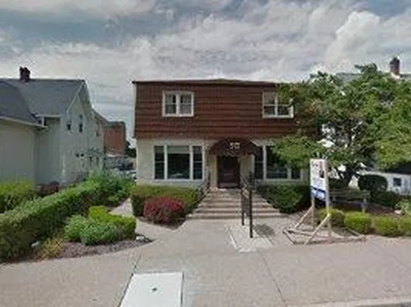 513 W Chocolate Ave APT 4, Hershey, PA 17033