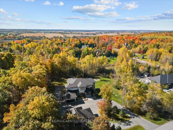 131 Cherryhill Dr, Ottawa, ON K0A 1L0
