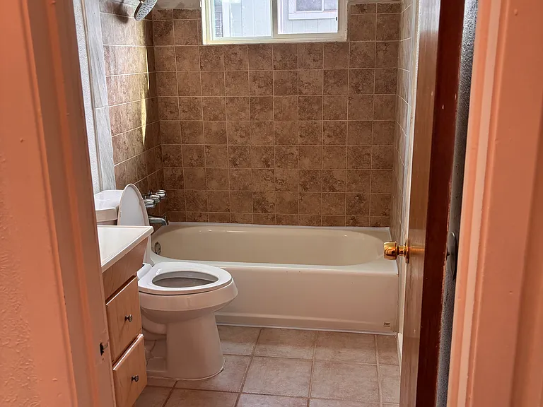 6307 Emerald Forest Dr #B — Photo 7