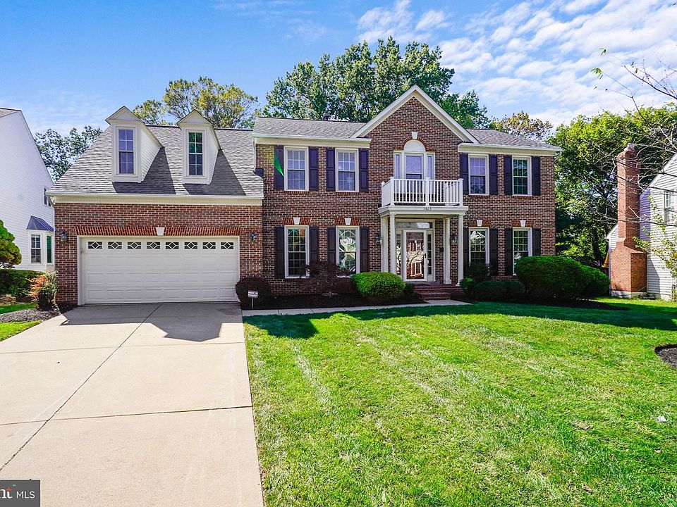 1st image of 9425 Flowerden Ln