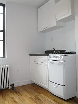 Rented by Tower Brokerage | media 20