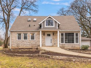 6503 S Ridge Rd, Willowbrook, IL 60527