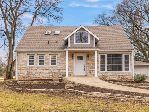 6503 S Ridge Rd, Willowbrook, IL 60527