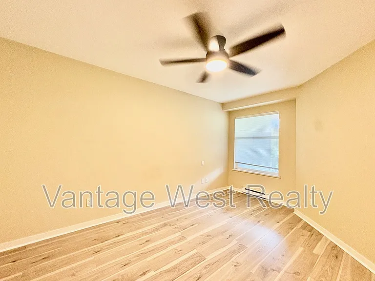 555 Yates Rd #410 — Photo 29