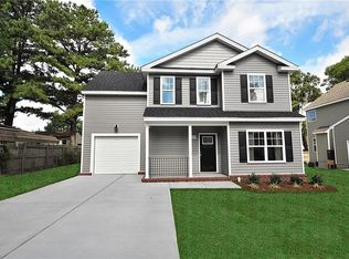 749 Finck Ln, Chesapeake, VA 23320