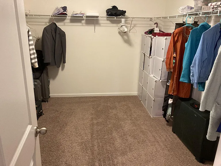 205 S Rockwood Crescent Ct — Photo 12