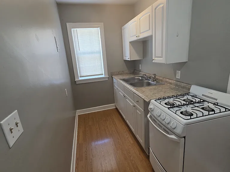 1415 S Quincy Ave — Photo 9