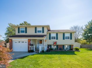 6 Hillcrest Rd, Stratford, NJ 08084