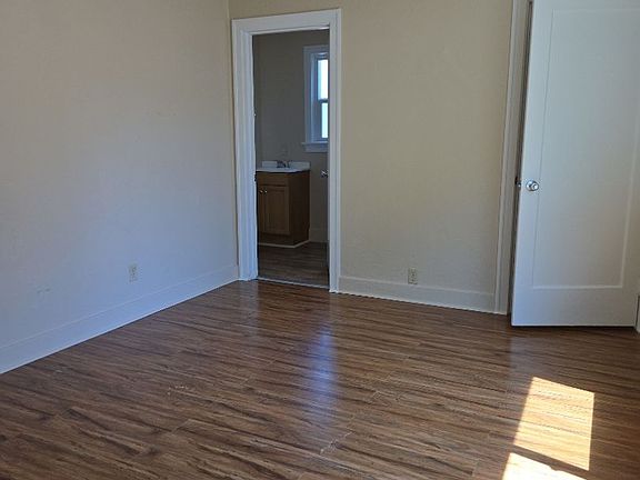 5th image of 505 S Holly St #513