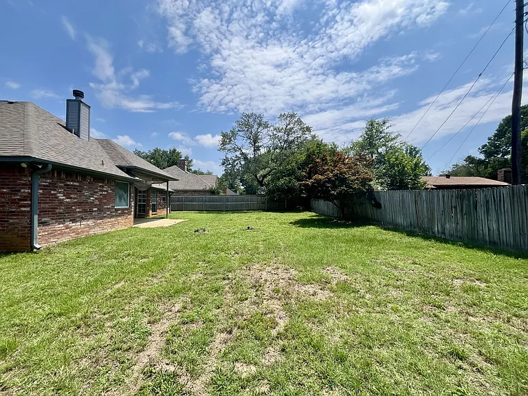 16780 Terrebonne Dr — Photo 24