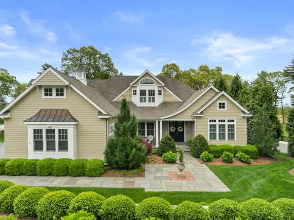 9 Whisper Cove Road, Old Saybrook, CT 06475