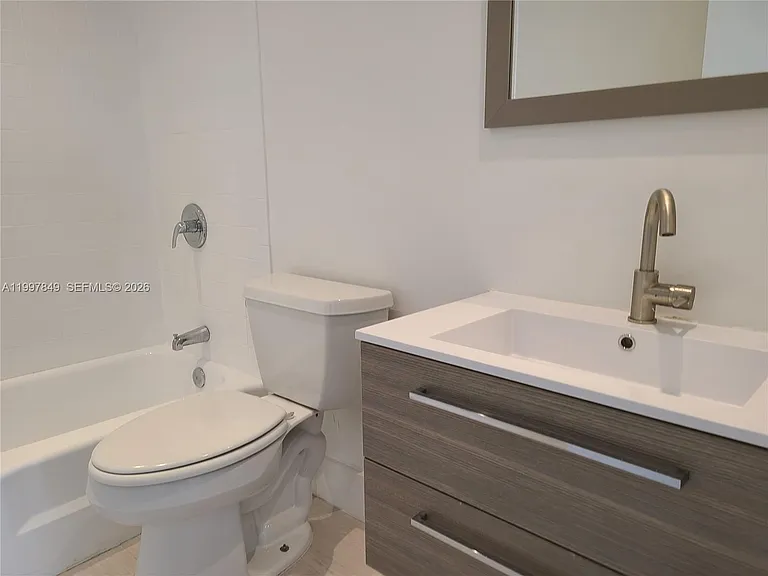 999 Brickell Bay Dr #1207 — Photo 7