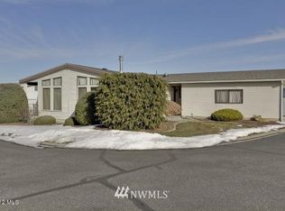 1610 Twin Peaks Dr, Wenatchee, WA 98801