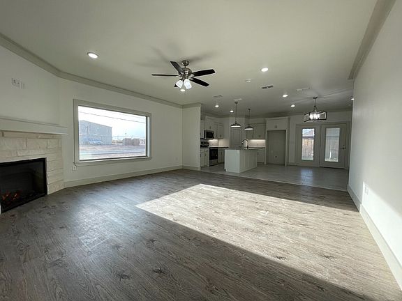 5th image of 7822 89th St
