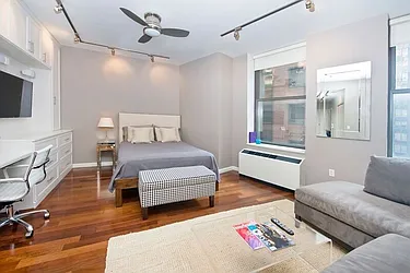 Rented by Nest Seekers International