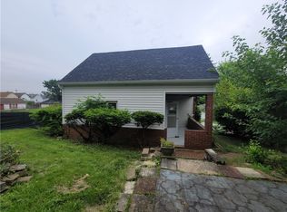 424 Desota St, East Mc Keesport, PA