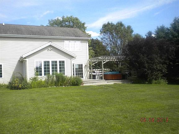 3rd image of 9566 Henninger Dr
