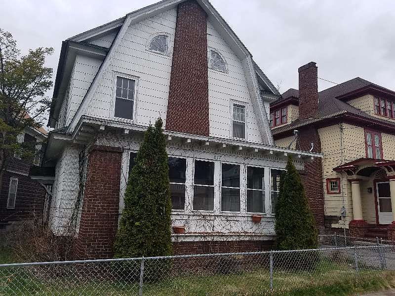 1st image of 817 Onondaga Ave
