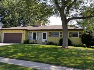 1542 Wilson Ave, Port Washington, WI