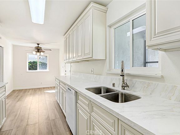 3rd image of 1120 N Old Mill Rd