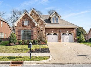 1016 Baxter Ln, Gallatin, TN 37066