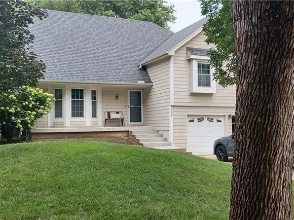 14624 W 83rd Ter, Lenexa, KS 66215