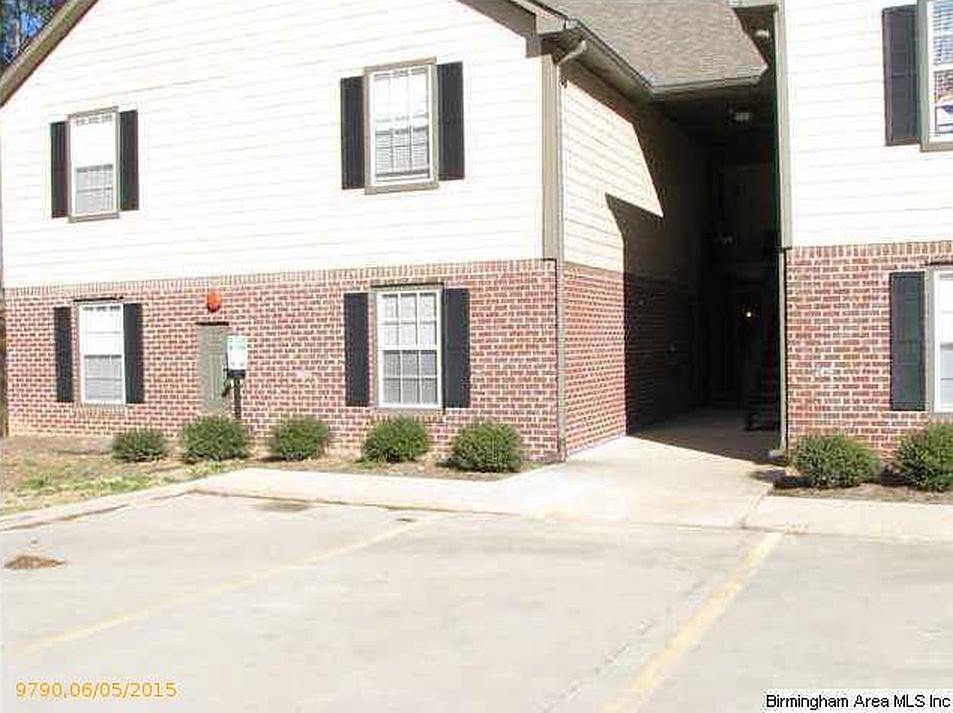 Front. Downstairs Unit!