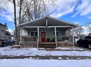 210 W Oliver St, Corunna, MI