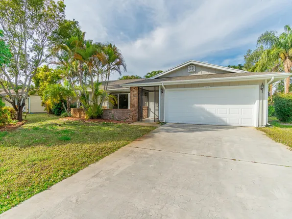 261 SE Volkerts Terrace, Port St Lucie, FL 34983